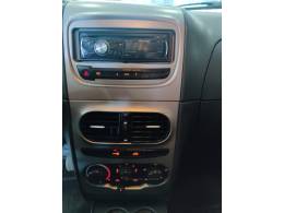 FIAT - IDEA - 2013/2014 - Branca - R$ 38.900,00