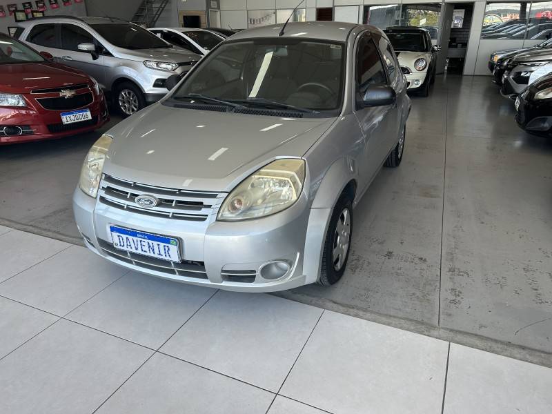 FORD - KA - 2010/2011 - Prata - R$ 21.900,00