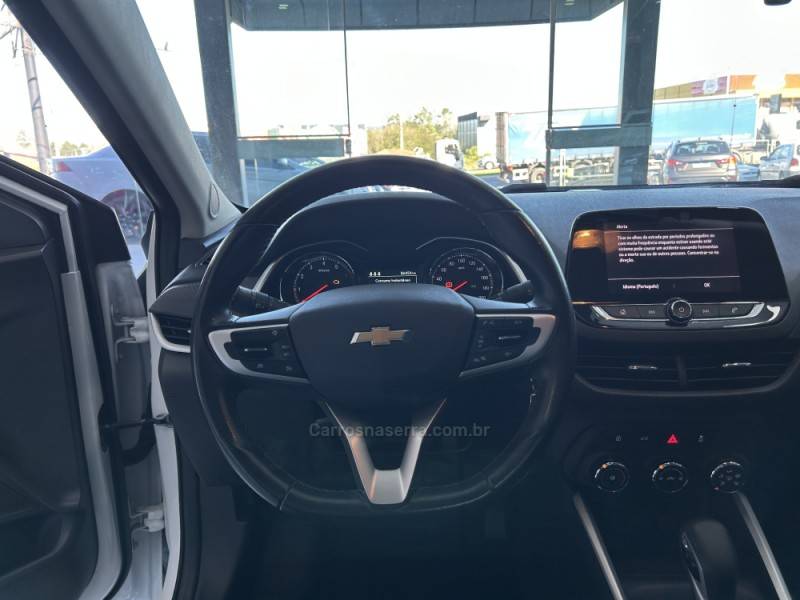 CHEVROLET - ONIX - 2020/2020 - Branca - R$ 73.900,00