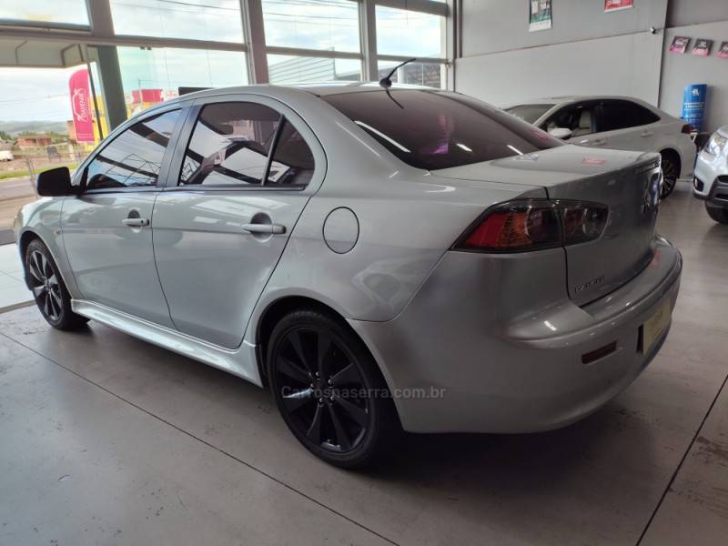 MITSUBISHI - LANCER - 2013/2014 - Prata - R$ 63.900,00