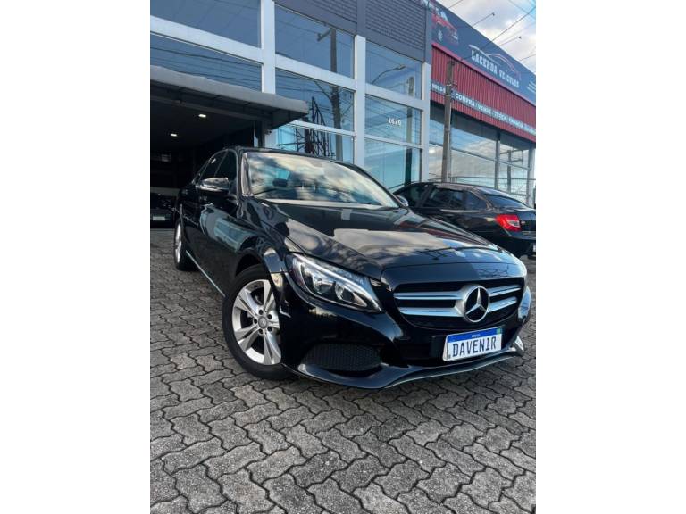 MERCEDES-BENZ - C 180 - 2016/2016 - Preta - R$ 110.000,00