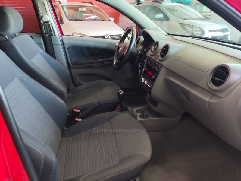 VOLKSWAGEN - GOL - 2015/2015 - Vermelha - R$ 46.900,00