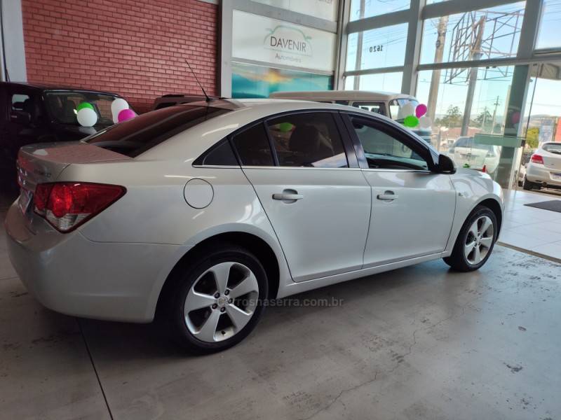 CHEVROLET - CRUZE - 2013/2013 - Prata - R$ 59.900,00