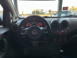 FIAT - PALIO - 2014/2015 - Vermelha - R$ 46.900,00