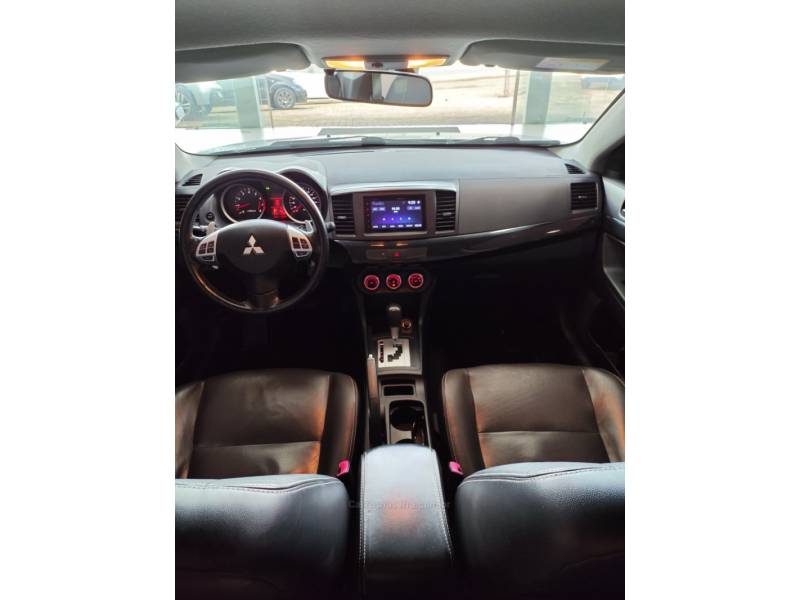 MITSUBISHI - LANCER - 2013/2014 - Prata - R$ 63.900,00