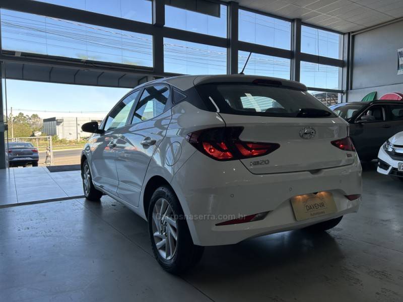 HYUNDAI - HB20 - 2021/2022 - Branca - R$ 72.900,00