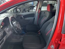 FIAT - PALIO - 2014/2015 - Vermelha - R$ 46.900,00
