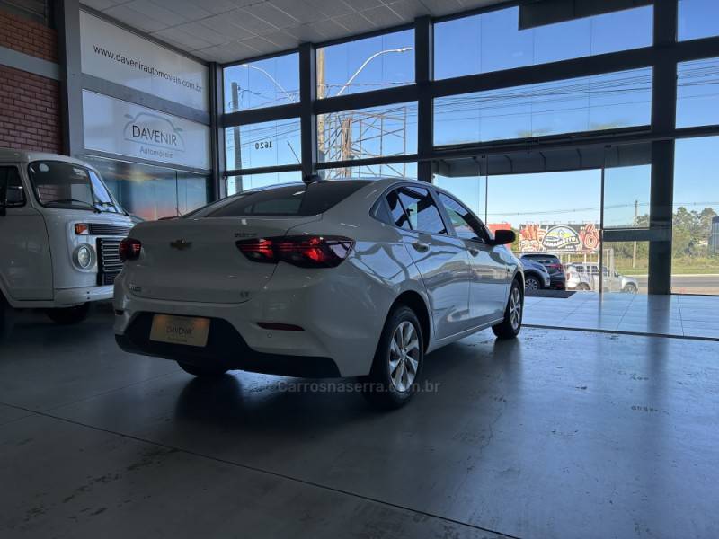 CHEVROLET - ONIX - 2020/2020 - Branca - R$ 73.900,00