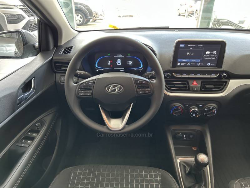 HYUNDAI - HB20 - 2024/2025 - Prata - R$ 84.900,00