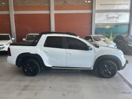 RENAULT - OROCH - 2017/2017 - Branca - R$ 74.900,00