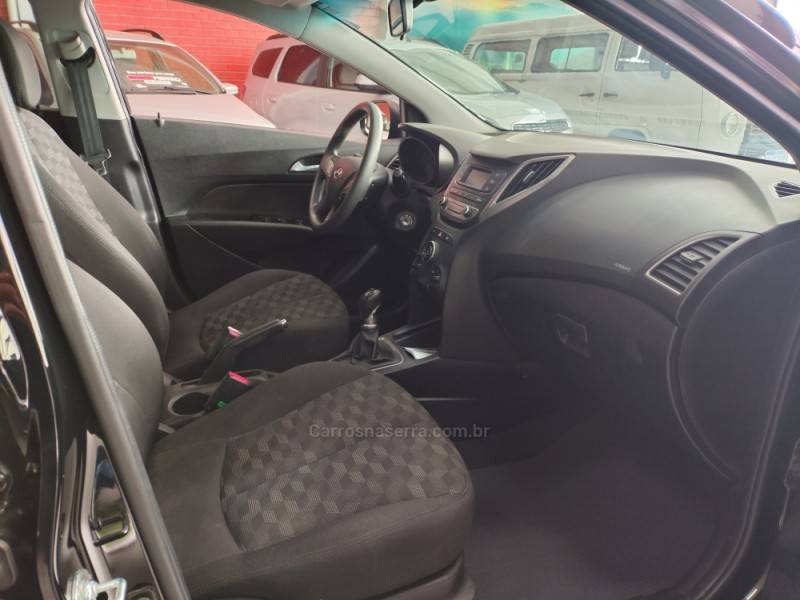 HYUNDAI - HB20 - 2015/2016 - Preta - R$ 55.900,00