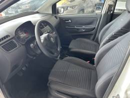 VOLKSWAGEN - CROSSFOX - 2011/2012 - Branca - R$ 44.900,00
