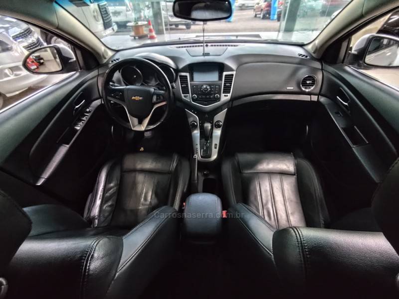 CHEVROLET - CRUZE - 2013/2013 - Prata - R$ 59.900,00