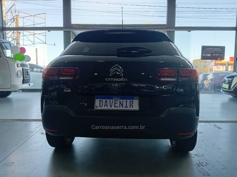 CITROËN - C4 CACTUS - 2021/2022 - Preta - R$ 81.900,00