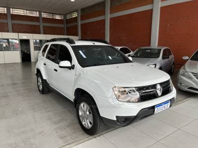 RENAULT - DUSTER - 2019/2020 - Branca - R$ 77.900,00