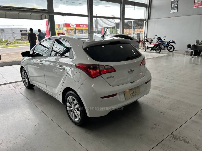 HYUNDAI - HB20 - 2017/2017 - Branca - R$ 52.900,00