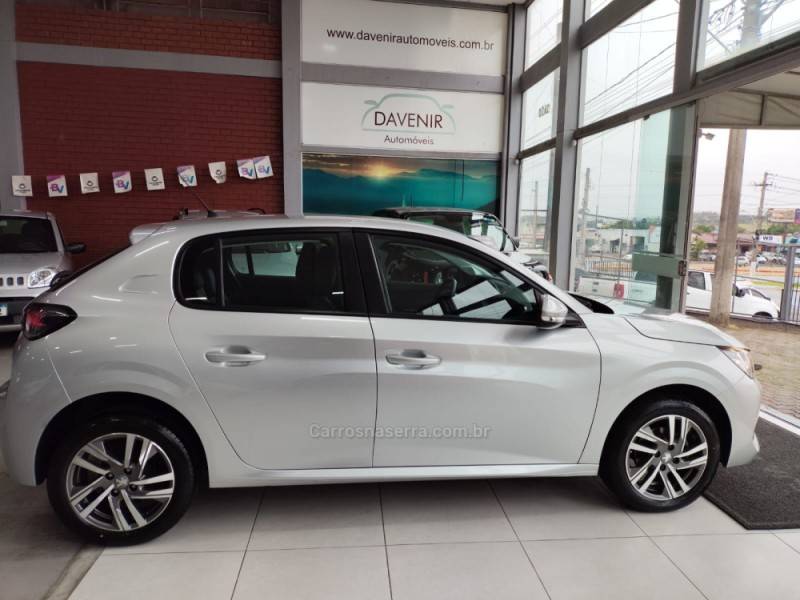 PEUGEOT - 208 - 2021/2022 - Prata - R$ 79.900,00