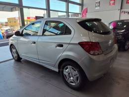 CHEVROLET - ONIX - 2018/2018 - Prata - R$ 51.900,00
