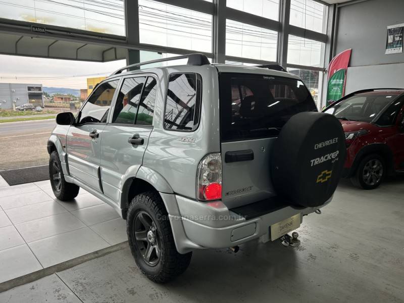 CHEVROLET - TRACKER - 2008/2008 - Prata - Sob Consulta