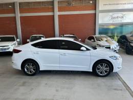 HYUNDAI - ELANTRA - 2017/2018 - Branca - R$ 86.900,00