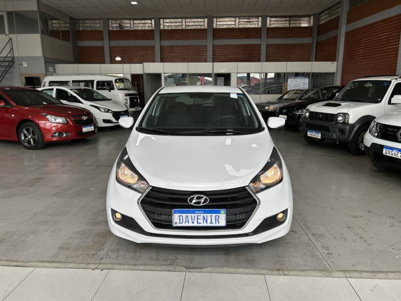HYUNDAI - HB20 - 2017/2017 - Branca - R$ 52.900,00