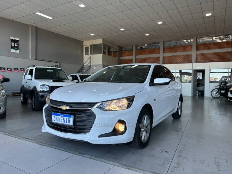 CHEVROLET - ONIX - 2020/2020 - Branca - R$ 73.900,00