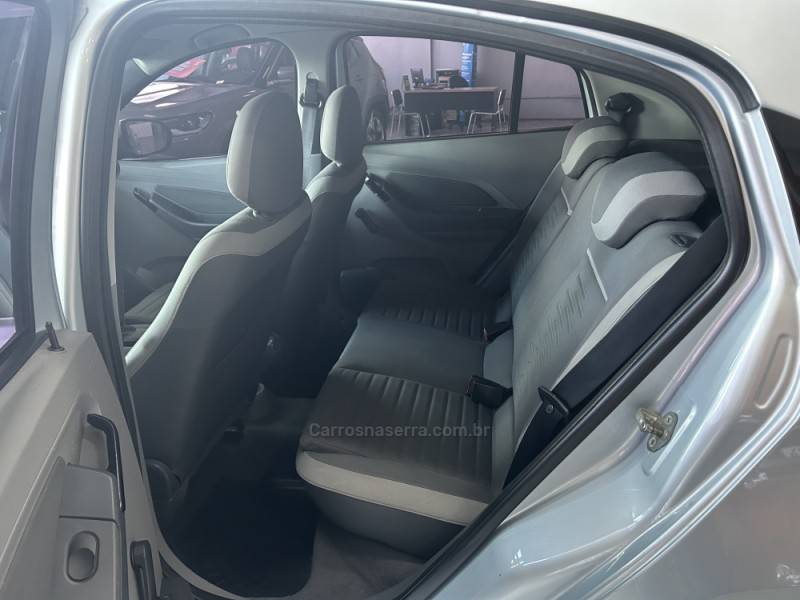 CHEVROLET - AGILE - 2009/2010 - Prata - R$ 33.900,00