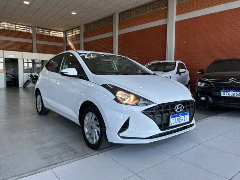 HYUNDAI - HB20 - 2021/2022 - Branca - R$ 72.900,00