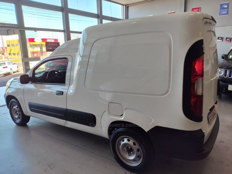 FIAT - FIORINO - 2023/2024 - Branca - R$ 99.800,00