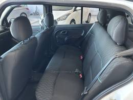 RENAULT - CLIO - 2015/2016 - Branca - R$ 38.900,00