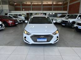 HYUNDAI - ELANTRA - 2017/2018 - Branca - R$ 86.900,00
