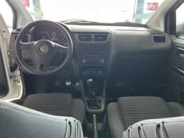 VOLKSWAGEN - CROSSFOX - 2011/2012 - Branca - R$ 44.900,00