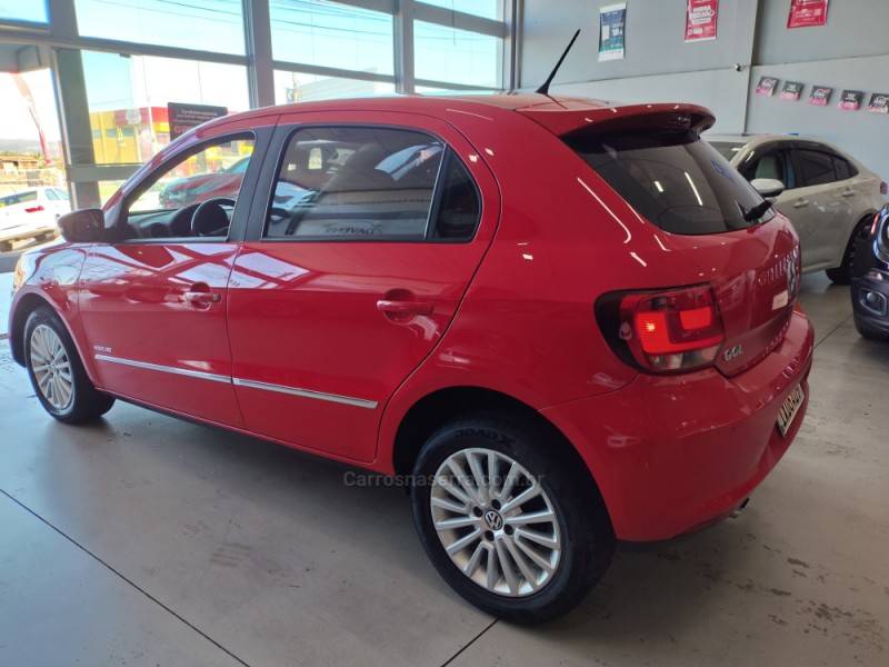VOLKSWAGEN - GOL - 2015/2015 - Vermelha - R$ 46.900,00
