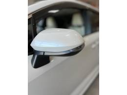 TOYOTA - COROLLA - 2022/2023 - Branca - R$ 149.900,00