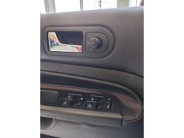 VOLKSWAGEN - GOLF - 2014/2014 - Vermelha - R$ 59.900,00