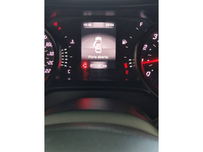 FIAT - CRONOS - 2021/2022 - Branca - R$ 75.900,00