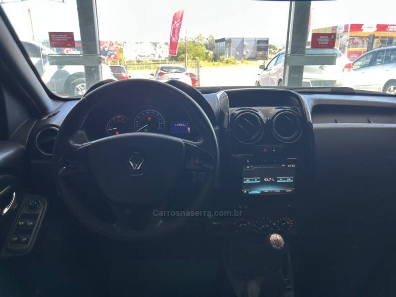 RENAULT - OROCH - 2017/2017 - Branca - R$ 74.900,00