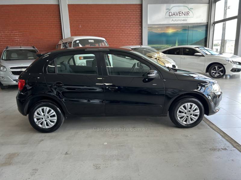 VOLKSWAGEN - GOL - 2014/2015 - Preta - R$ 42.900,00