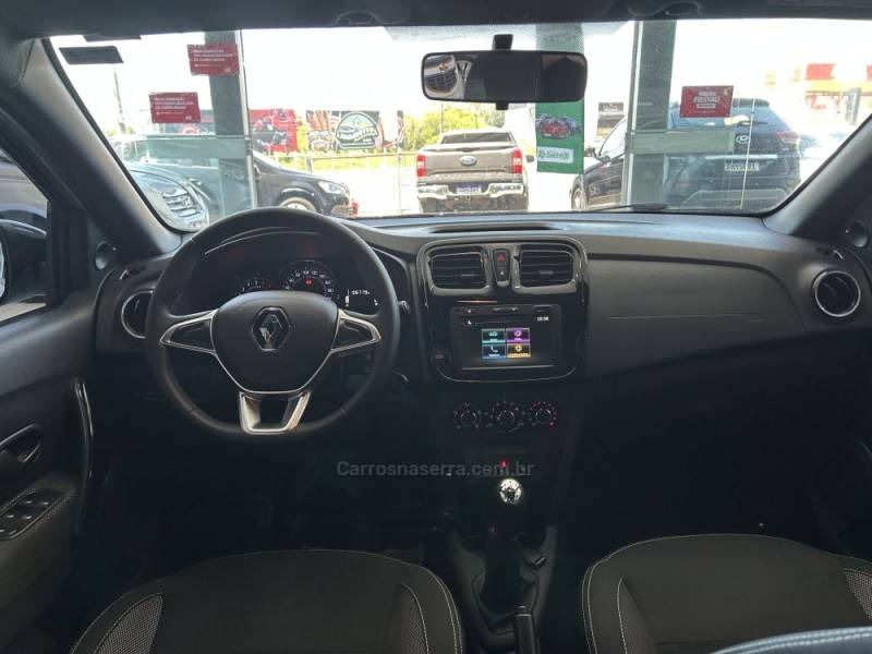 RENAULT - LOGAN - 2022/2023 - Branca - R$ 59.900,00