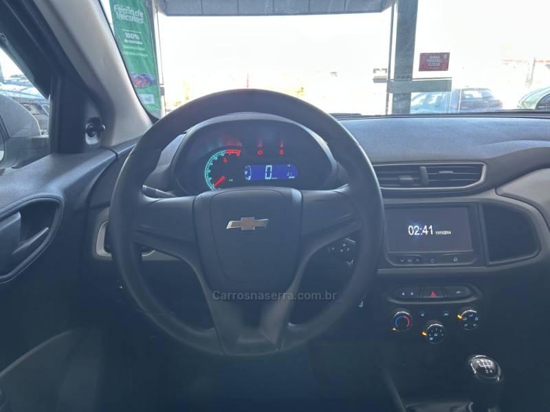 CHEVROLET - ONIX - 2015/2015 - Branca - R$ 48.900,00