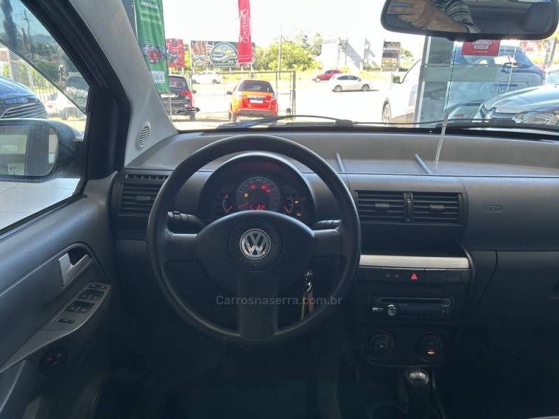 VOLKSWAGEN - SPACEFOX - 2008/2009 - Prata - R$ 33.900,00