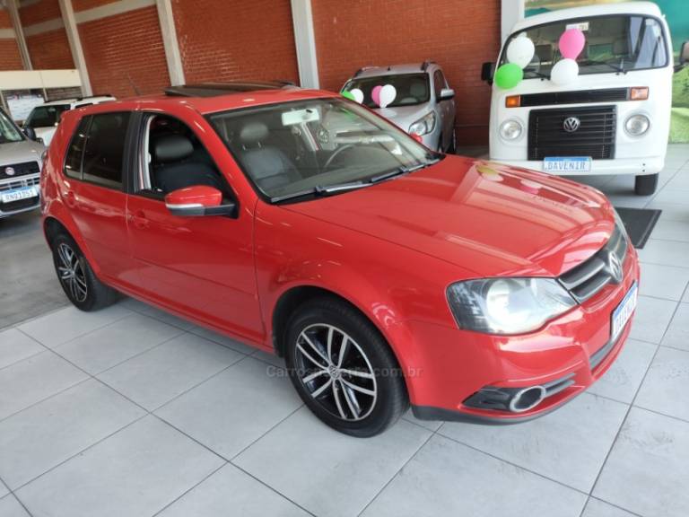 VOLKSWAGEN - GOLF - 2014/2014 - Vermelha - R$ 59.900,00
