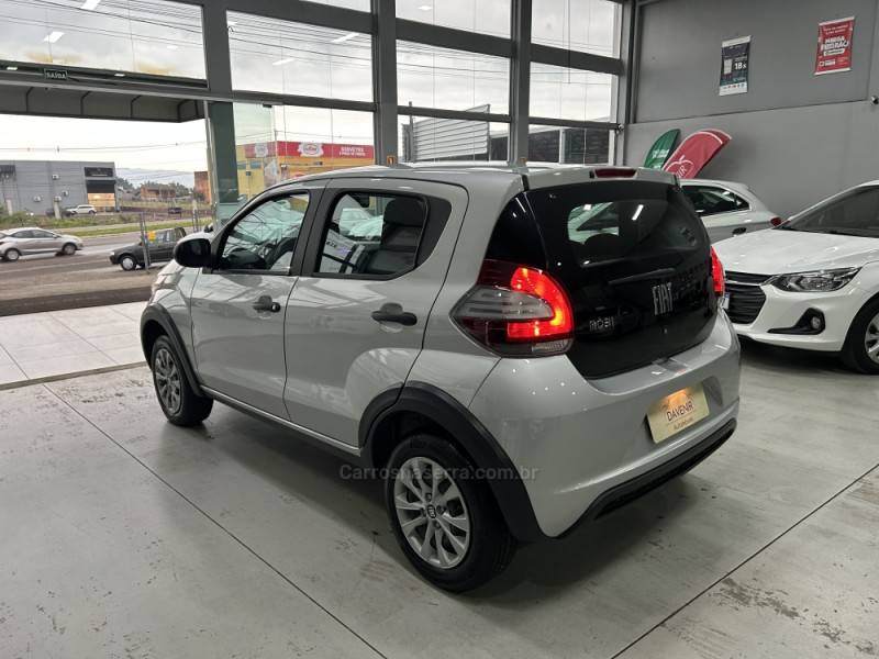 FIAT - MOBI - 2023/2023 - Prata - R$ 56.900,00
