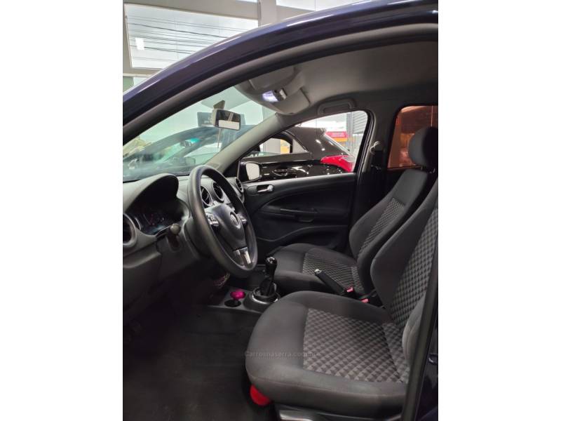 VOLKSWAGEN - GOL - 2015/2016 - Azul - R$ 47.900,00