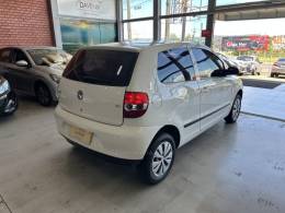 VOLKSWAGEN - FOX - 2004/2004 - Branca - R$ 26.900,00