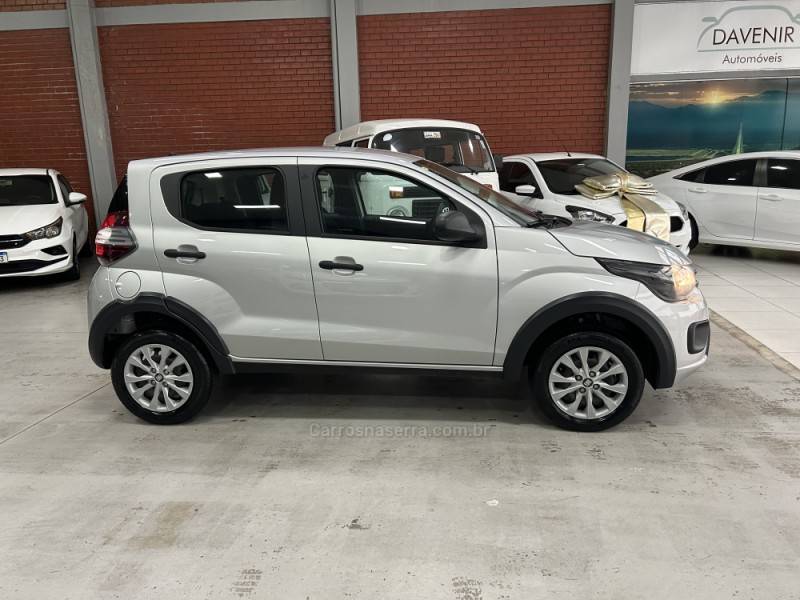 FIAT - MOBI - 2023/2023 - Prata - R$ 56.900,00