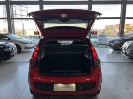 FIAT - PALIO - 2014/2015 - Vermelha - R$ 46.900,00