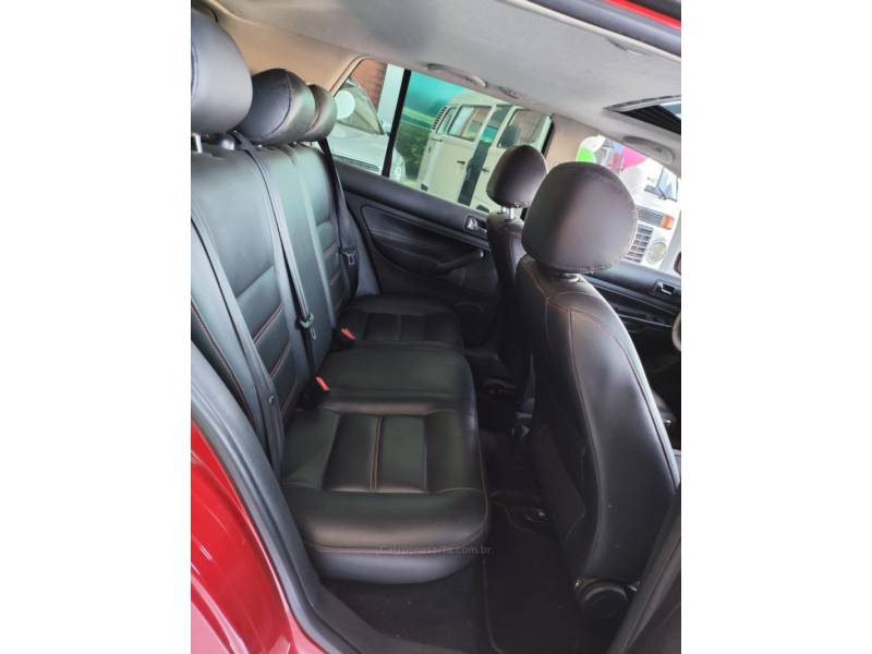 VOLKSWAGEN - GOLF - 2014/2014 - Vermelha - R$ 59.900,00