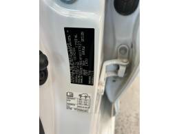 TOYOTA - COROLLA - 2022/2023 - Branca - R$ 149.900,00