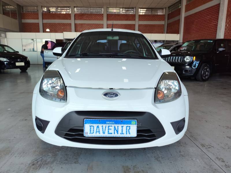 FORD - KA - 2013/2013 - Branca - R$ 28.900,00